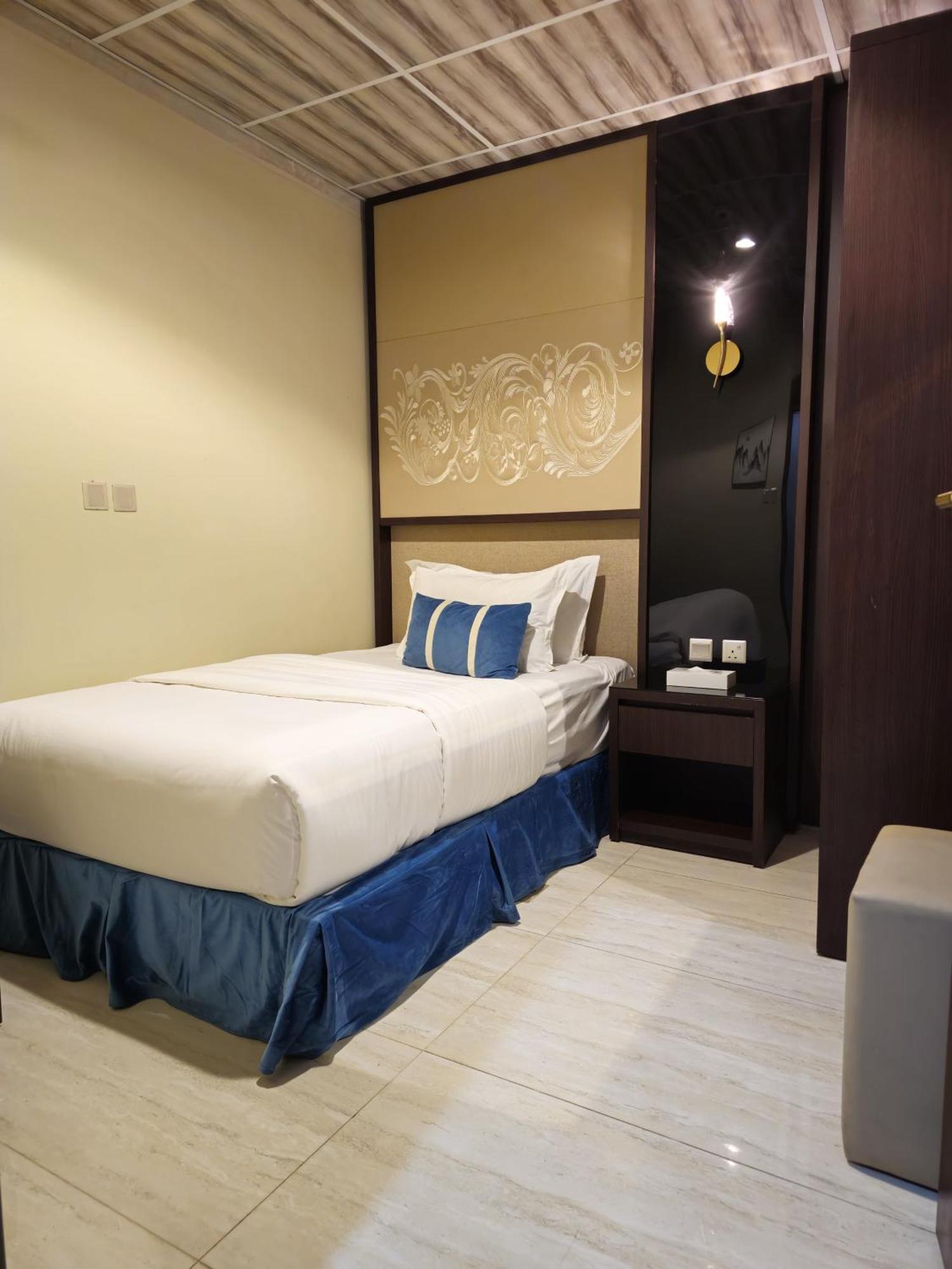 Royal Boutique Hotel Хамис-Мушайт Экстерьер фото